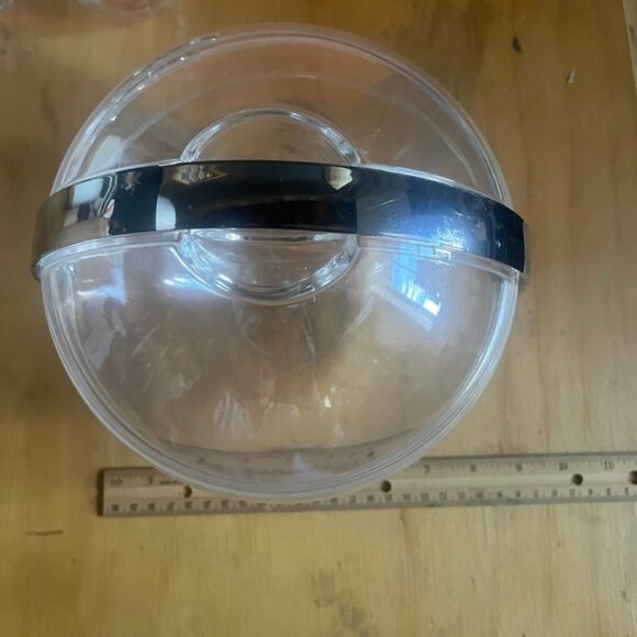 Guzzini Mid-Century Modern Ice Bucket "Stella" by Paolo Tilche Lucite HTF - Picture 4 of 6